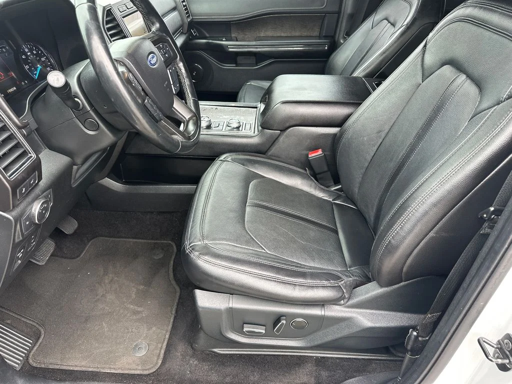 Used 2020 White Ford Limited image 9