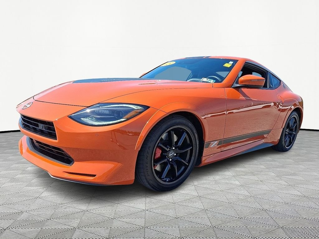 Used 2024 Orange Nissan Performance image 3