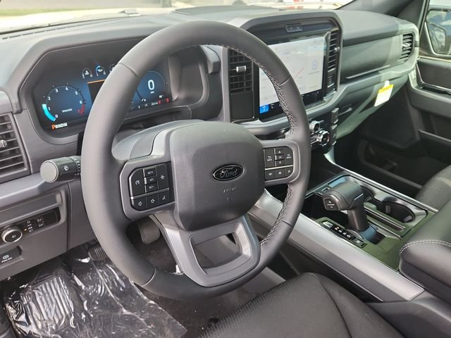 New 2026 Iconic Silver Metallic Ford XLT image 9