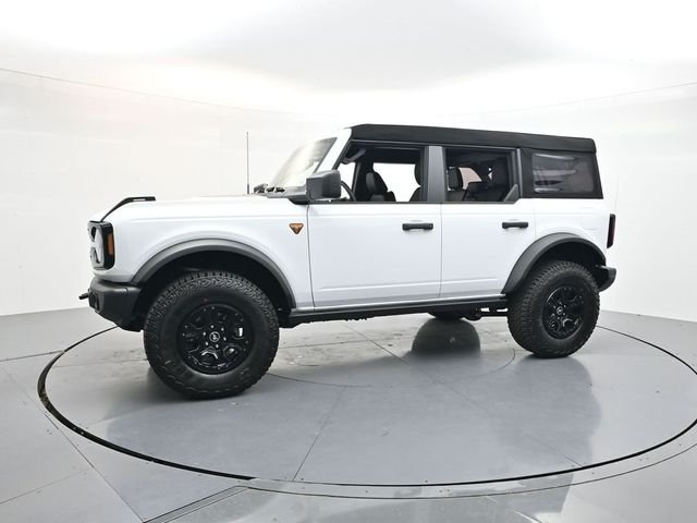 New 2026 Oxford White Ford Badlands® image 65