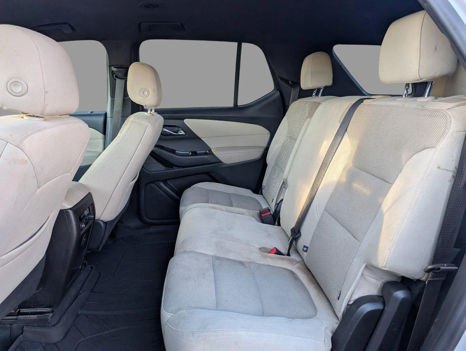 Used 2022 SUMMIT WHITE Chevrolet LS image 35