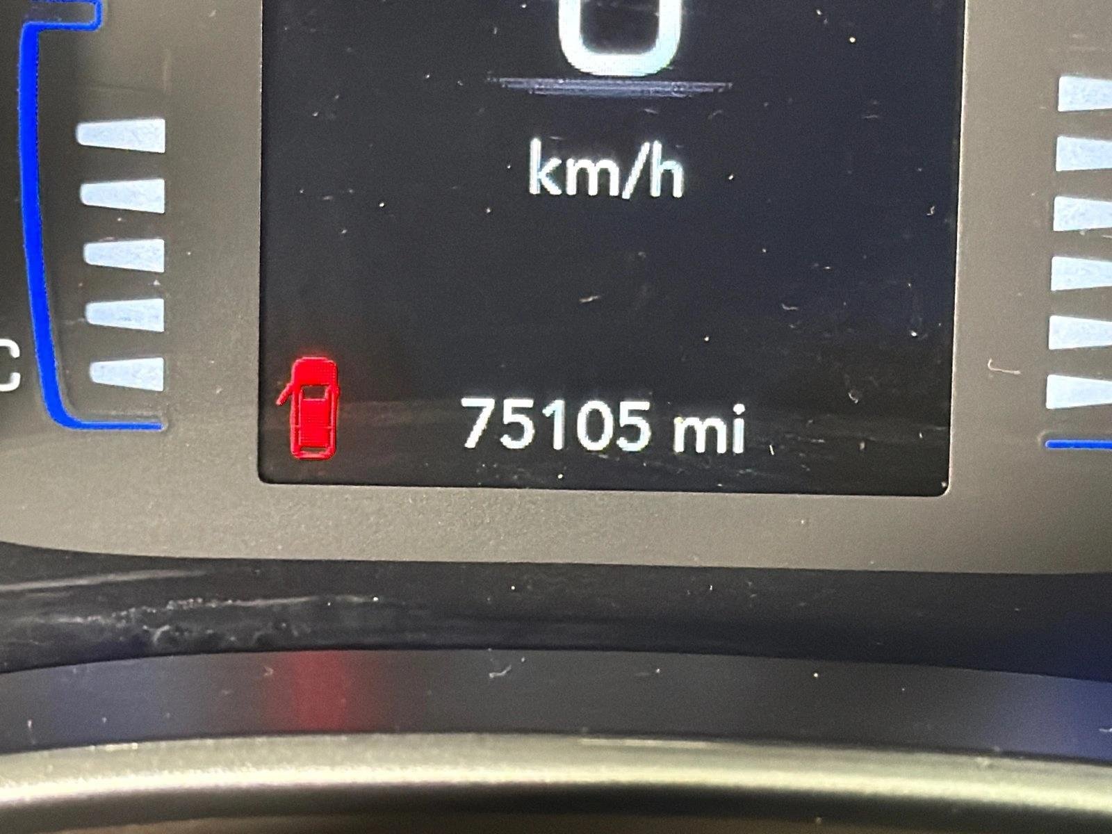 Used 2019 Blue Chrysler Touring L image 26