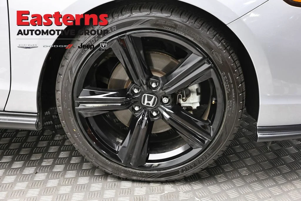 Used 2023 Gray Honda Sport image 30