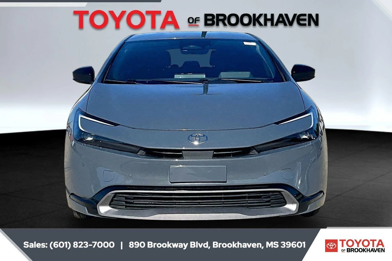 Used 2023 Guardian Gray Toyota XLE image 3