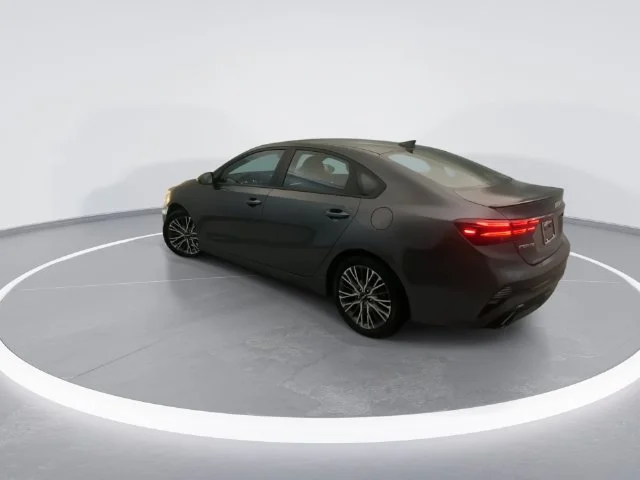 Used 2023 Gray Kia GT-Line image 4