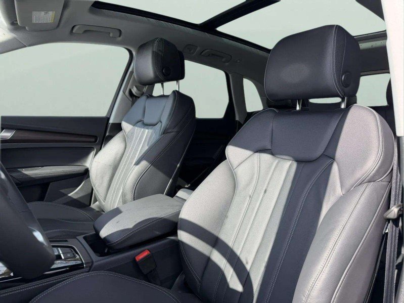 Certified Used 2025 Florett Silver Metallic Audi S line Premium Plus image 19