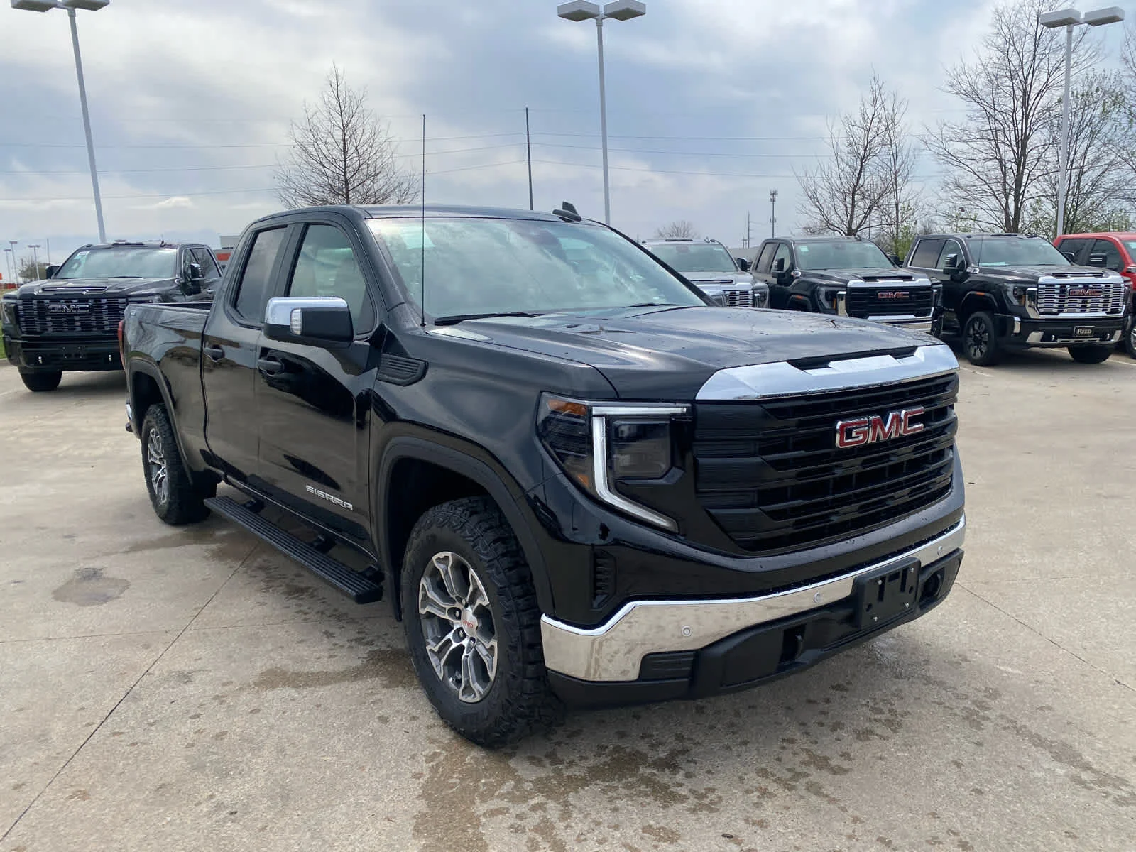New 2026 Onyx Black GMC Pro image 4