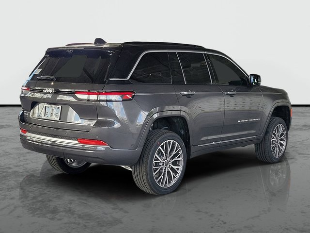 2026 Jeep Grand Cherokee Summit