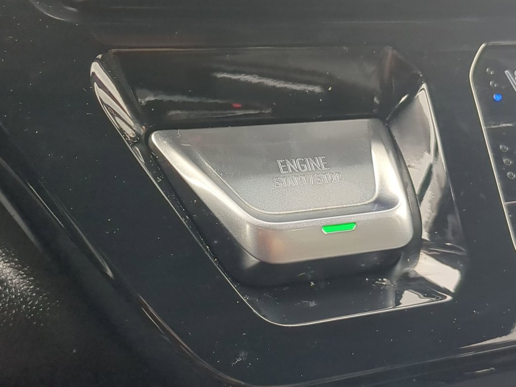 Used 2024 Sterling Metallic GMC Denali image 21