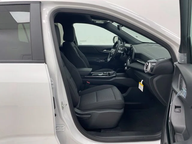 2026 Chevrolet Equinox LT - Photo 13
