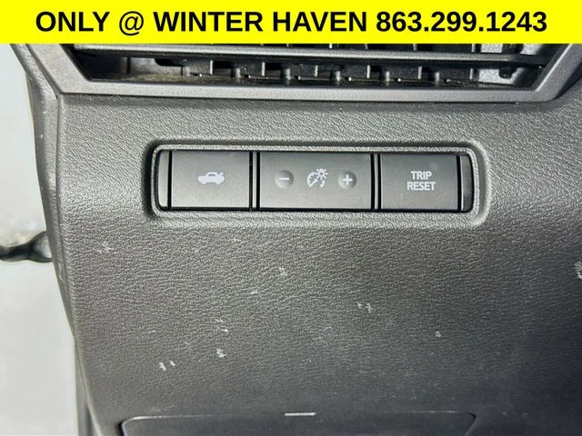 Certified Used 2024 Silver Nissan 2.5 SV image 10