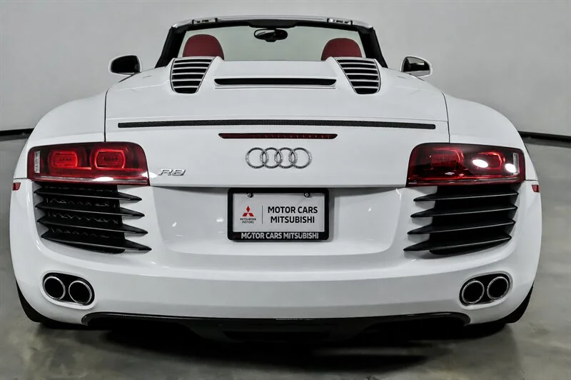 Used 2011 Ibis White Audi 4.2 quattro Spyder image 7