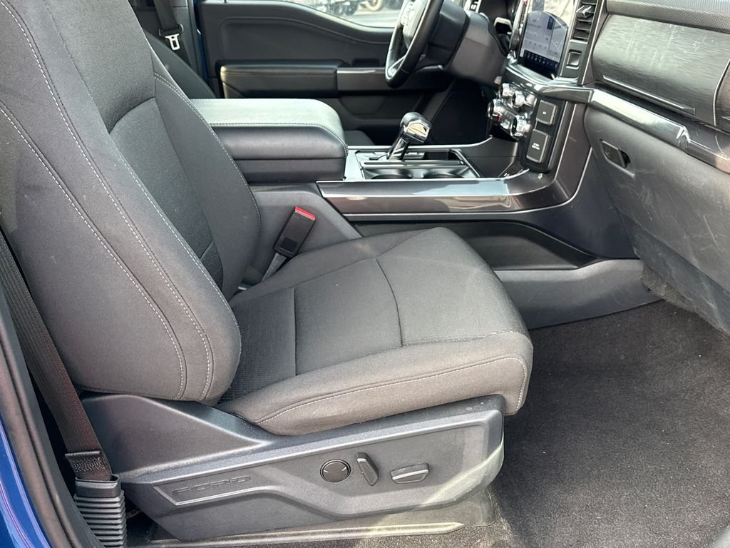 Used 2023 Blue Ford XLT image 13