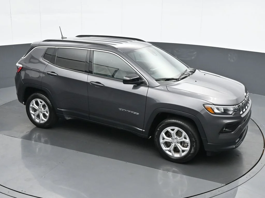 Used 2024 Gray Jeep Latitude image 23