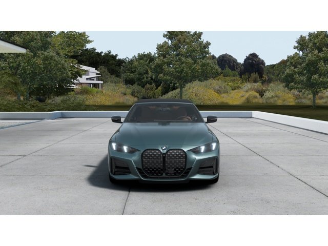 New 2027 Cape York Green Metallic BMW  image 3