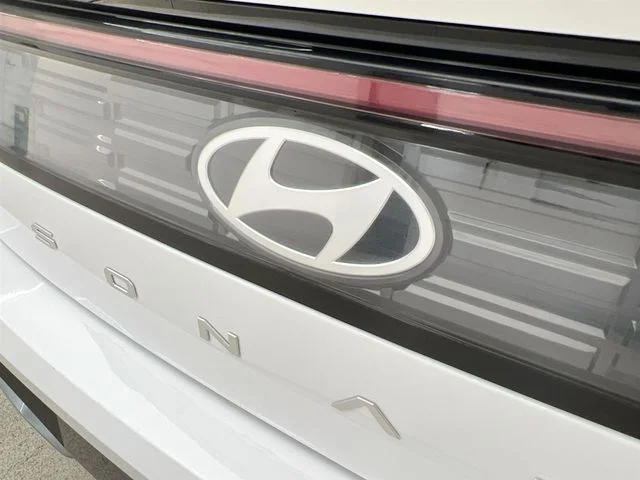 2025 Hyundai Sonata SEL - Photo 38