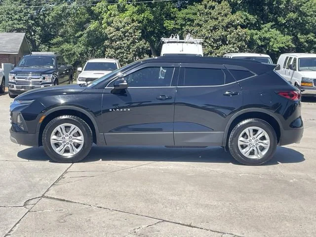 Used 2020 BLACK Chevrolet LT image 2