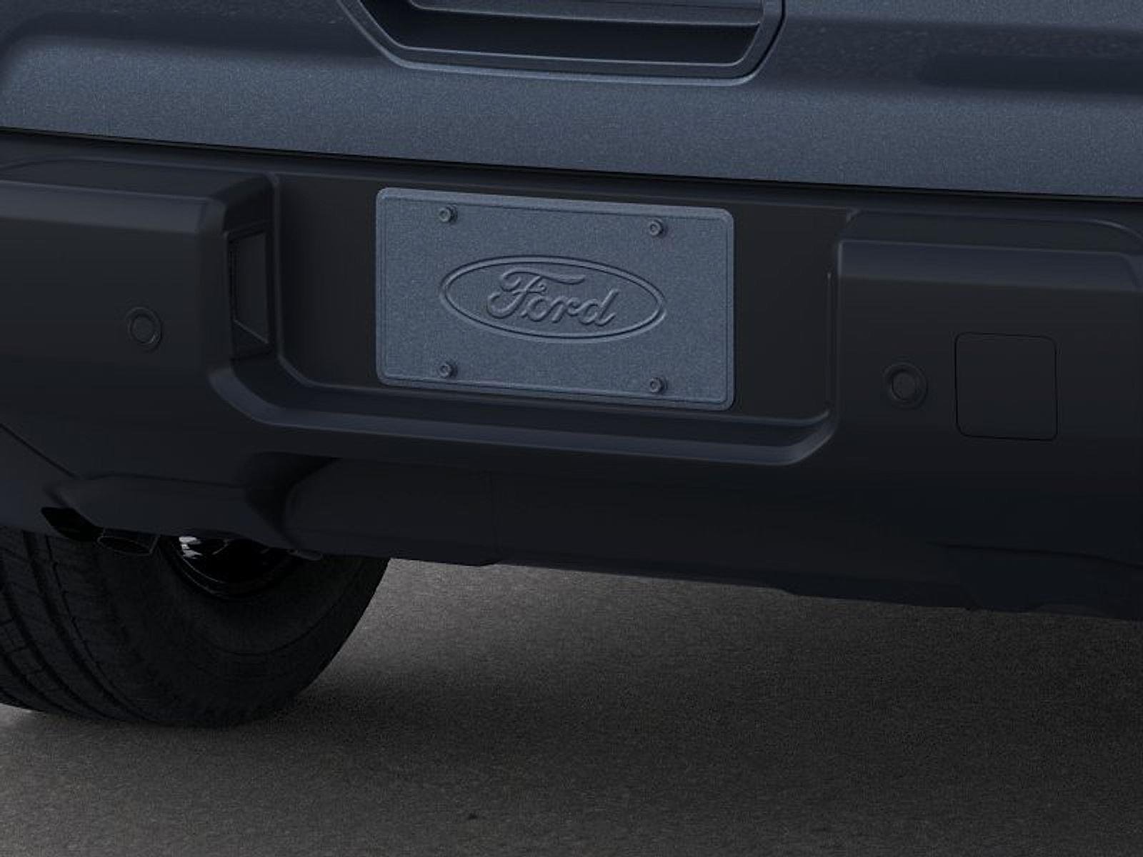 New 2026 Azure Gray Metallic Tri-Coat Ford Outer Banks® image 23