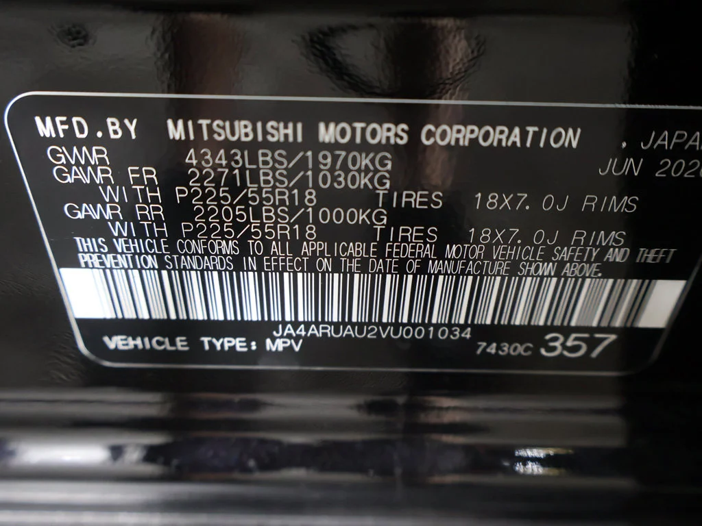 New 2027 Black Mitsubishi 2.0 ES AWC image 43