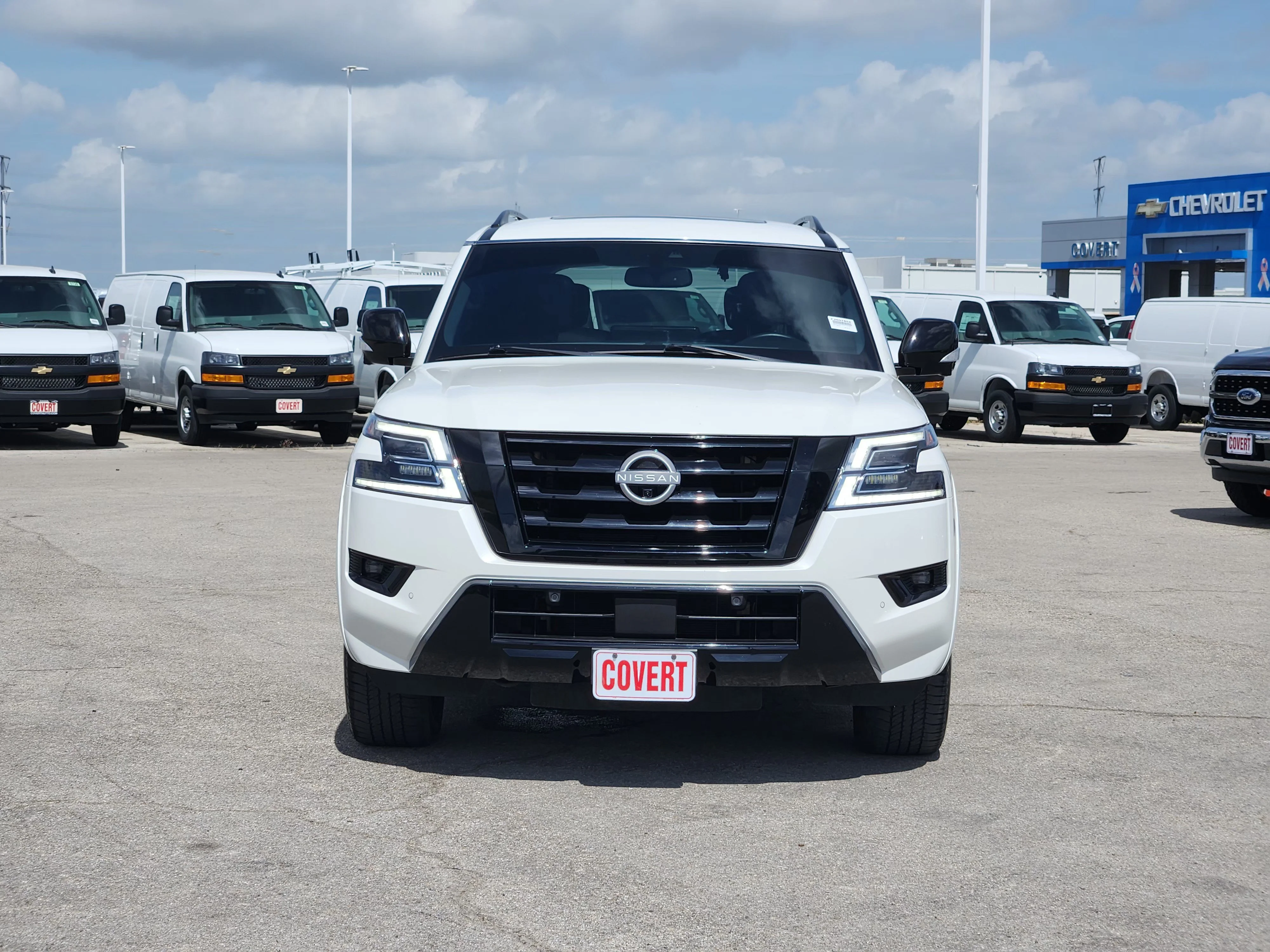 Used 2023 Aspen White Tricoat Nissan SL image 2