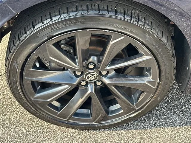 Used 2023  Toyota SE image 31