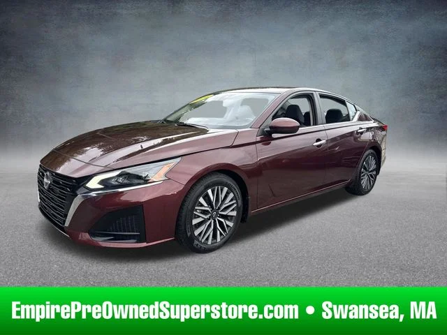 Used 2024  Nissan 2.5 SV image 1