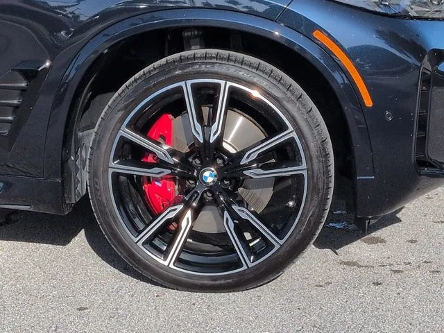 2025 BMW X5 M60i - Photo 8