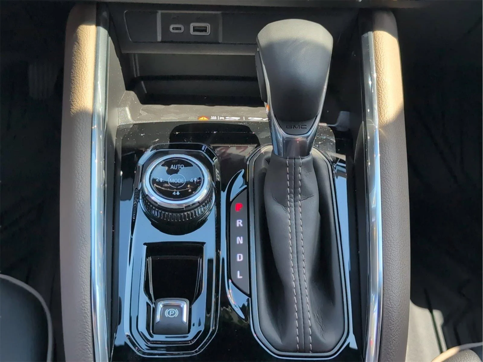 New 2026 Summit White GMC Denali image 17