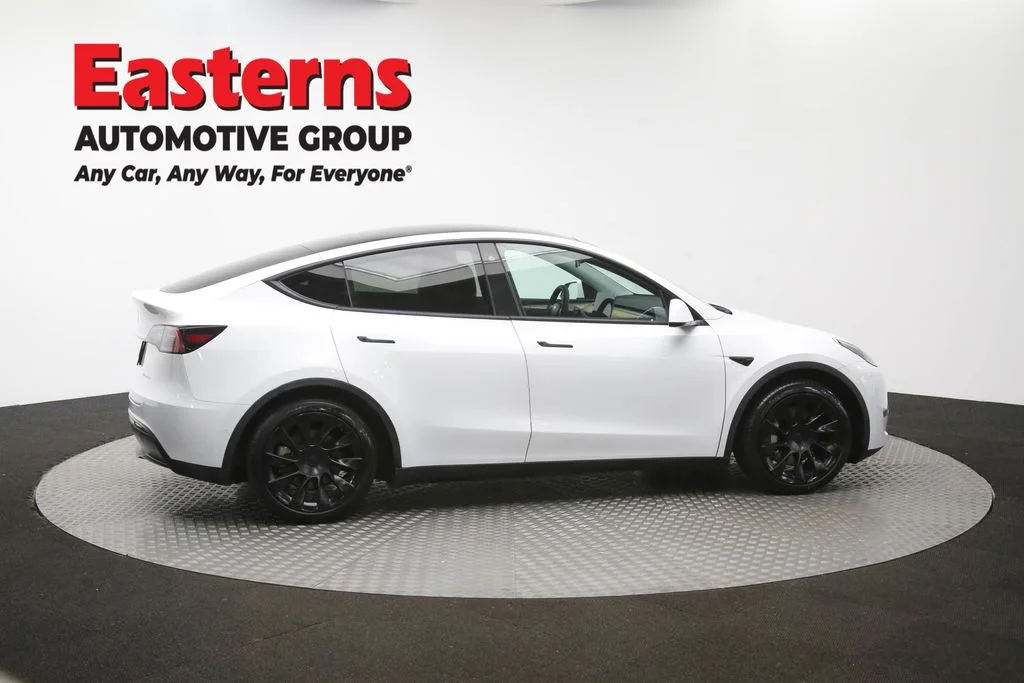 Used 2022 White Tesla Long Range image 37