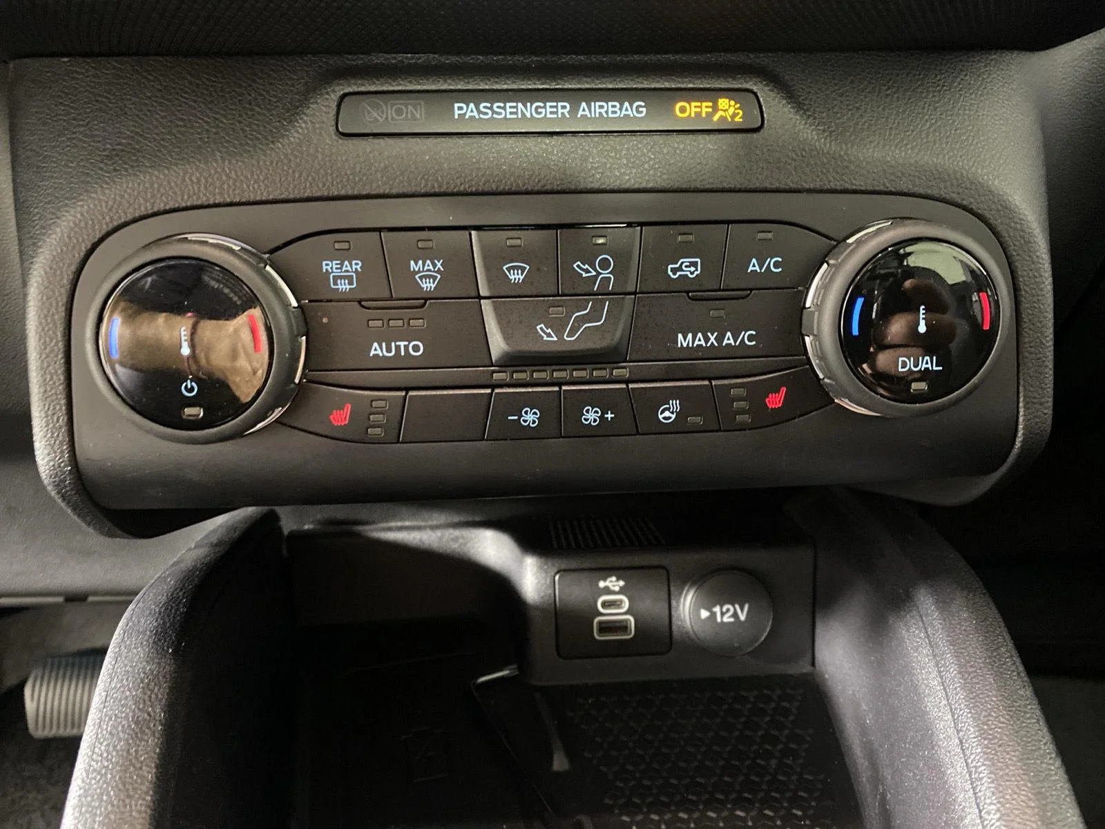 Used 2023 Shadow Black Ford Outer Banks image 29