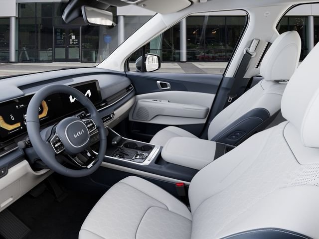 New 2026 Ceramic Silver Kia EX image 17