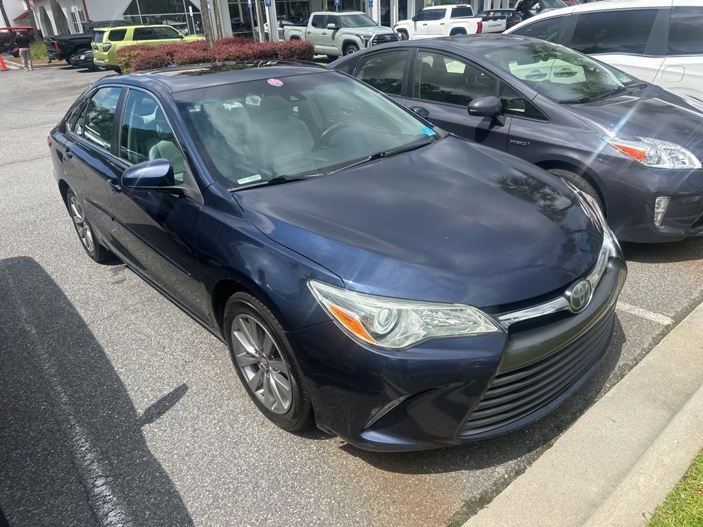Used 2016 Beige Toyota XLE image 1