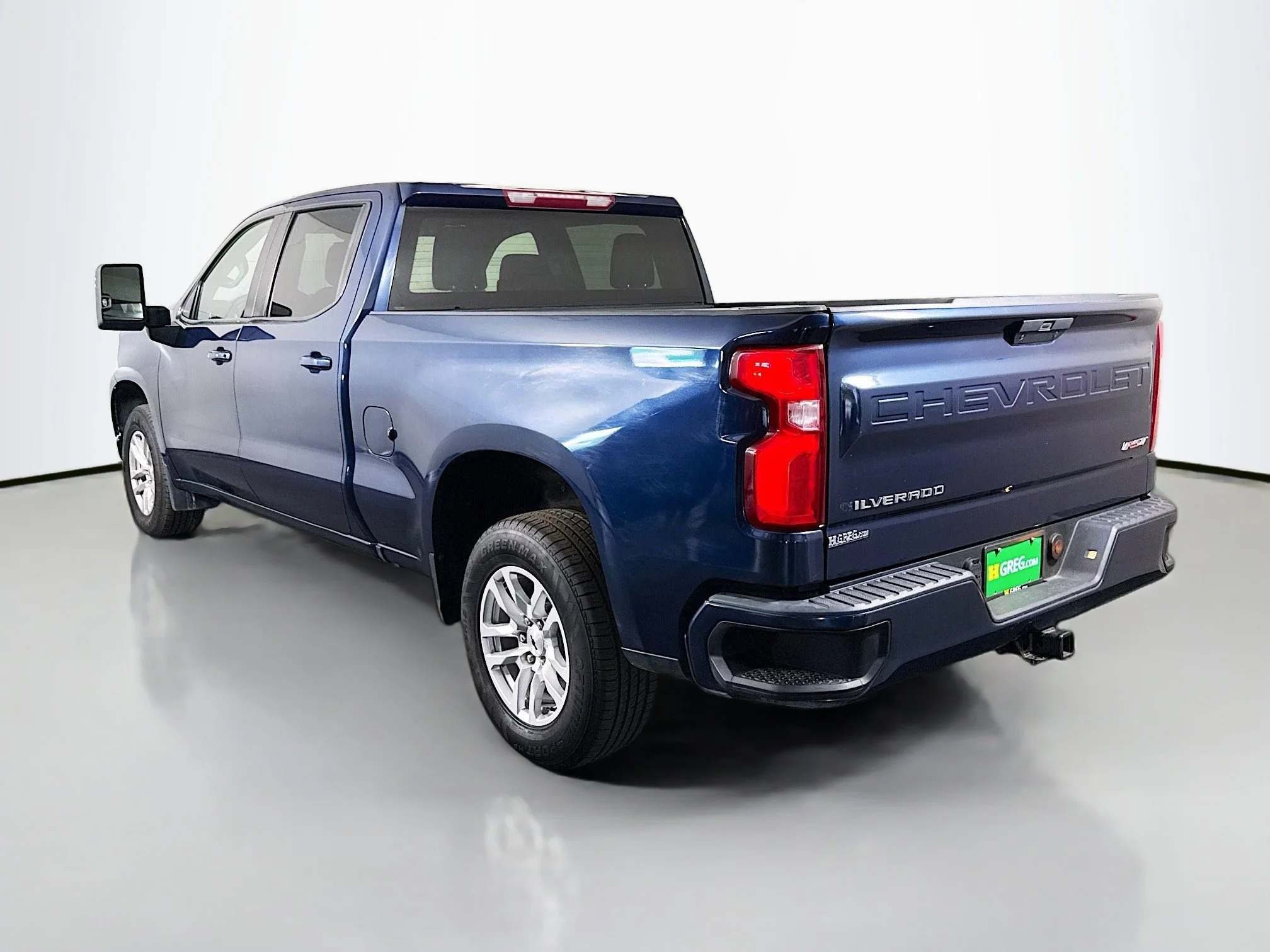 Used 2022 Northsky Blue Metallic Chevrolet RST image 5