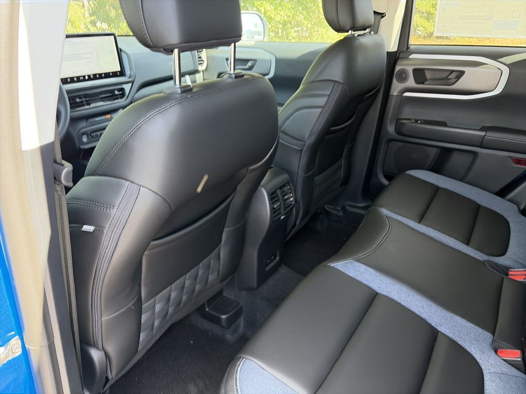 New 2026 Velocity Blue Metallic Ford Outer Banks® image 29