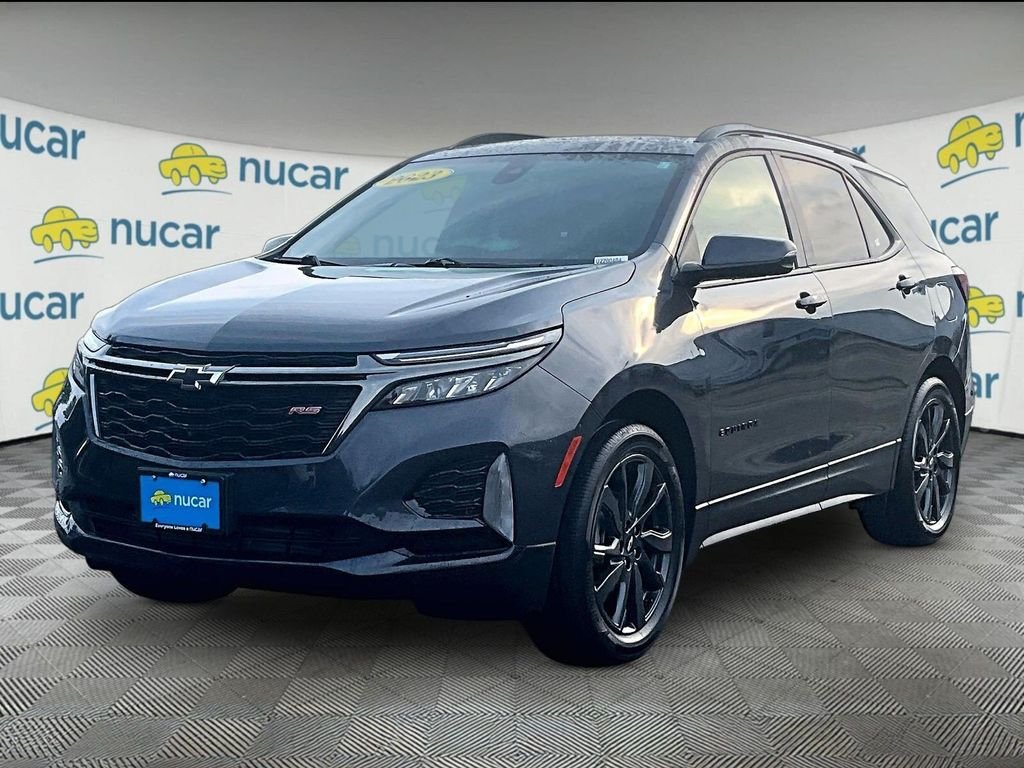 Used 2023 Gray Chevrolet RS image 3