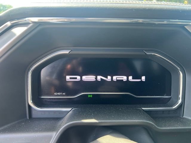 Used 2024 Black GMC Denali image 12