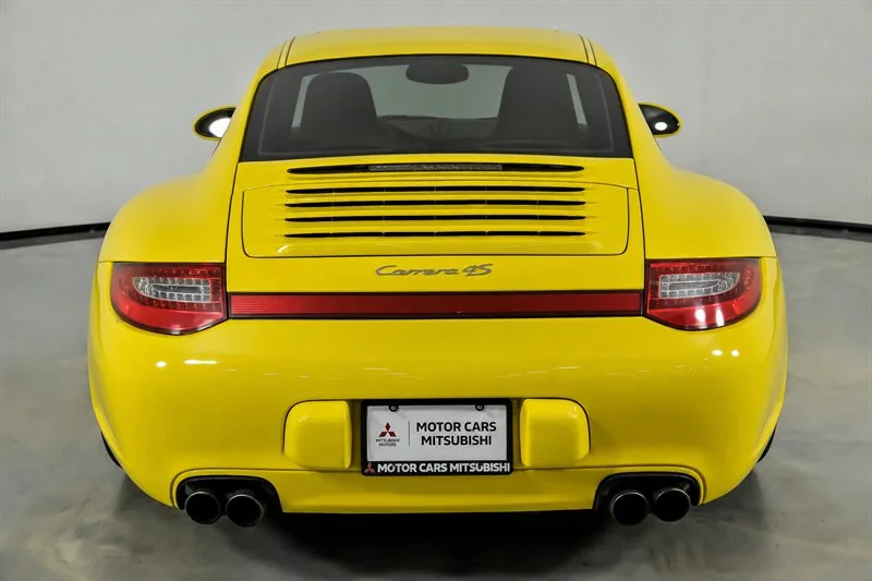 Used 2009 Speed Yellow Porsche Carrera 4S image 7