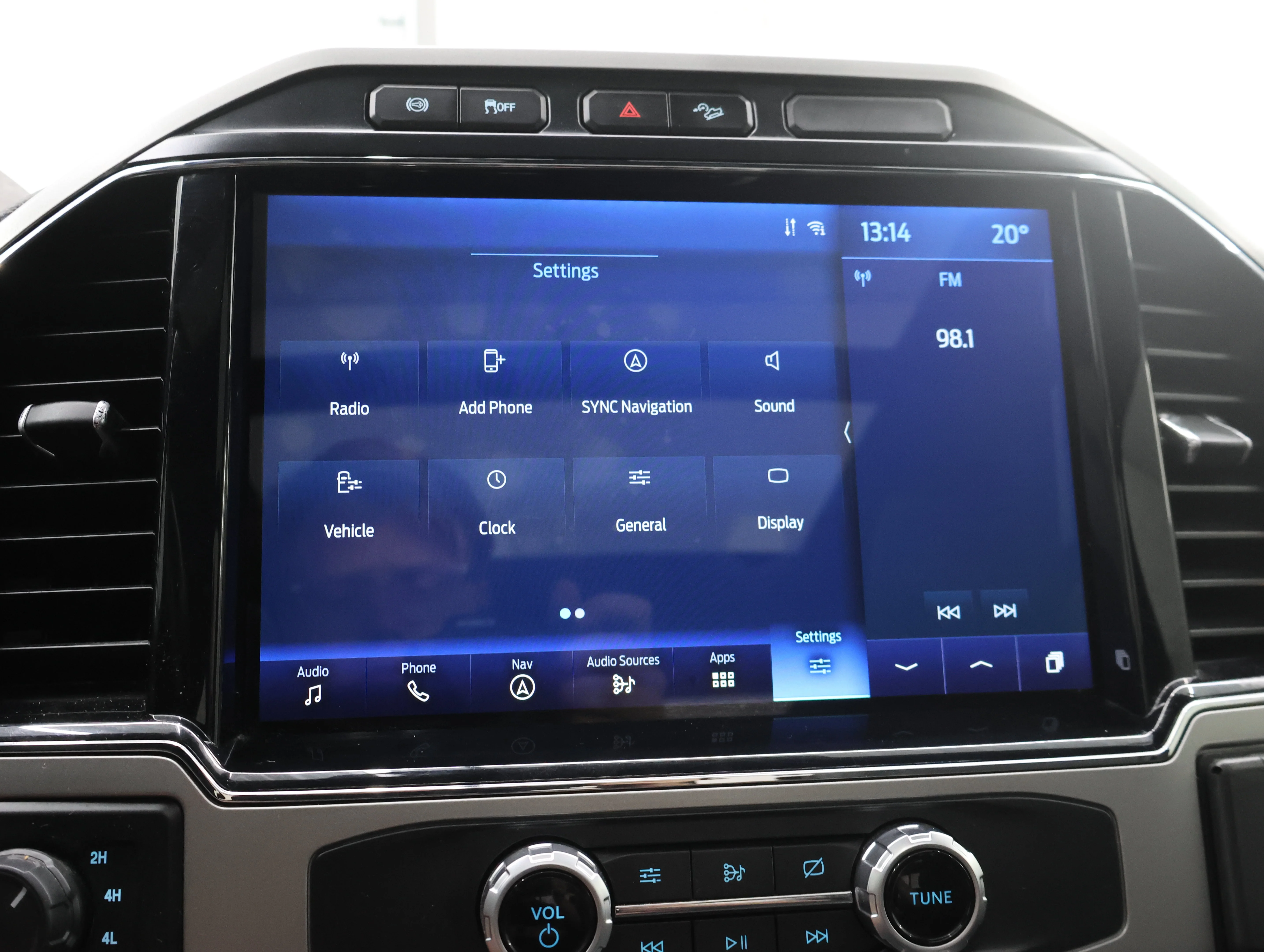 Used 2022 Agate Black Metallic Ford Lariat image 56