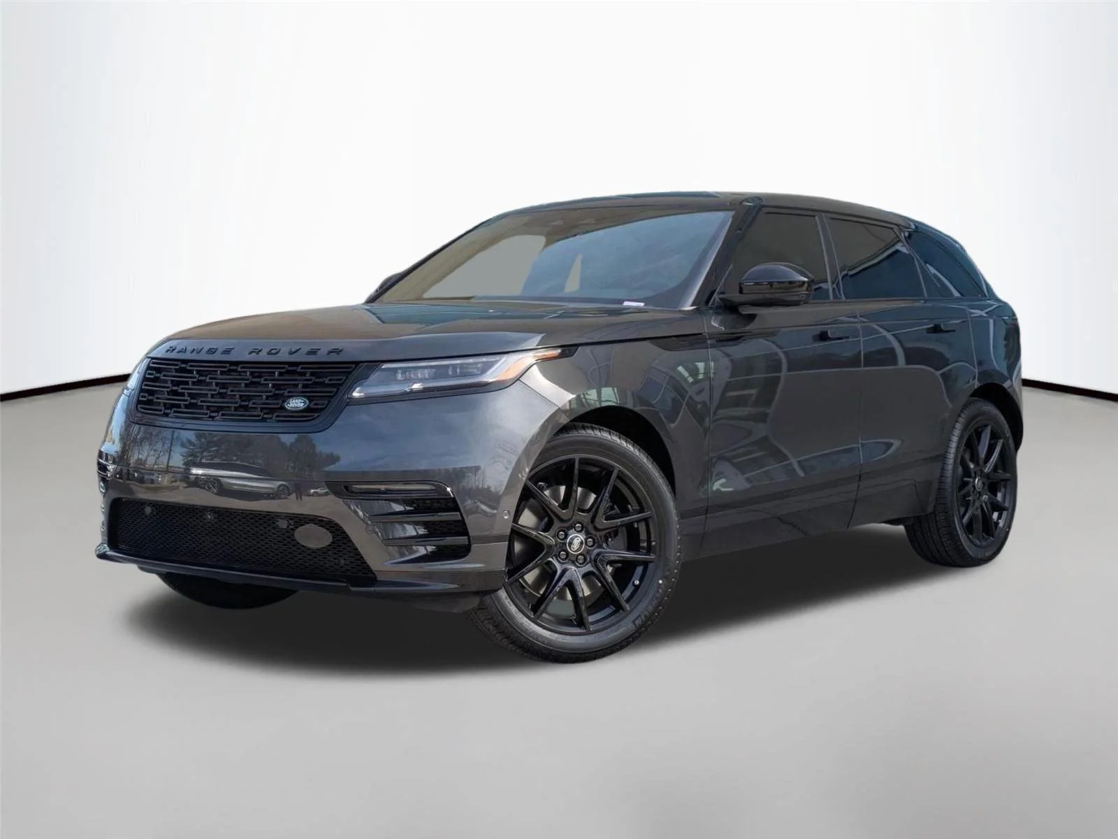 2026 Land Rover Range Rover Velar P250 Dynamic SE's photo