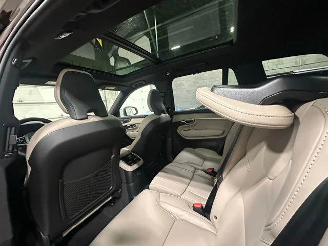 New 2026 Mulberry Red Volvo Ultra image 14