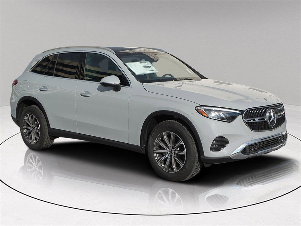 2026 Mercedes-Benz GLC