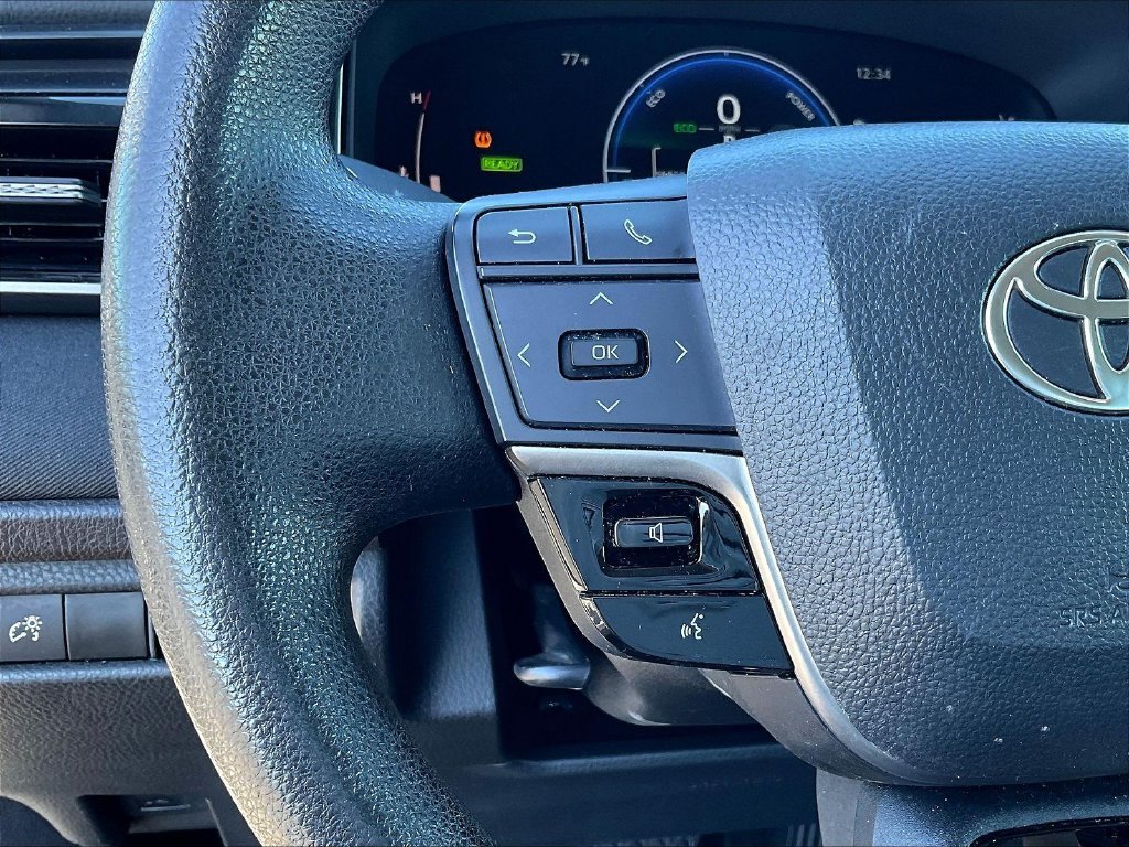 Used 2025 Silver Toyota LE image 11
