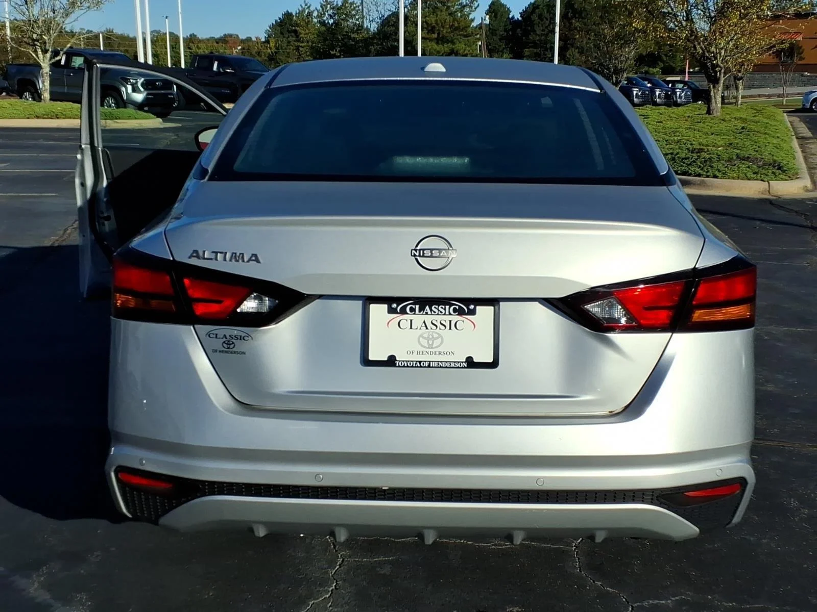 Used 2025 Brilliant Silver Metallic Nissan SV image 9
