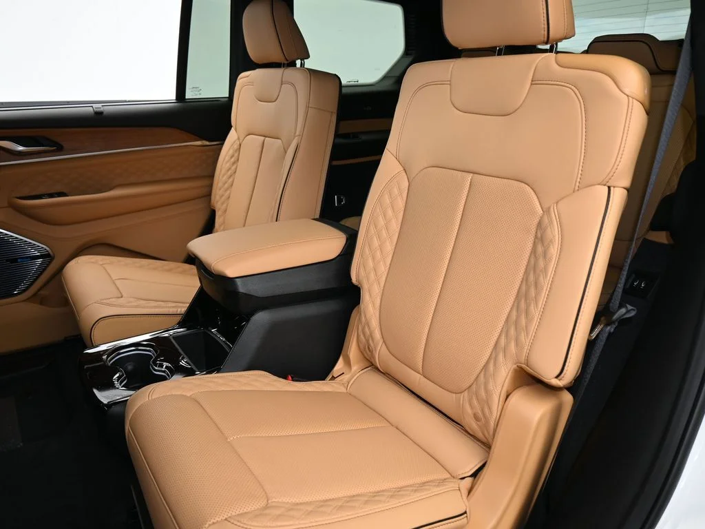 2025 Jeep Grand Cherokee L Summit Reserve - Photo 46