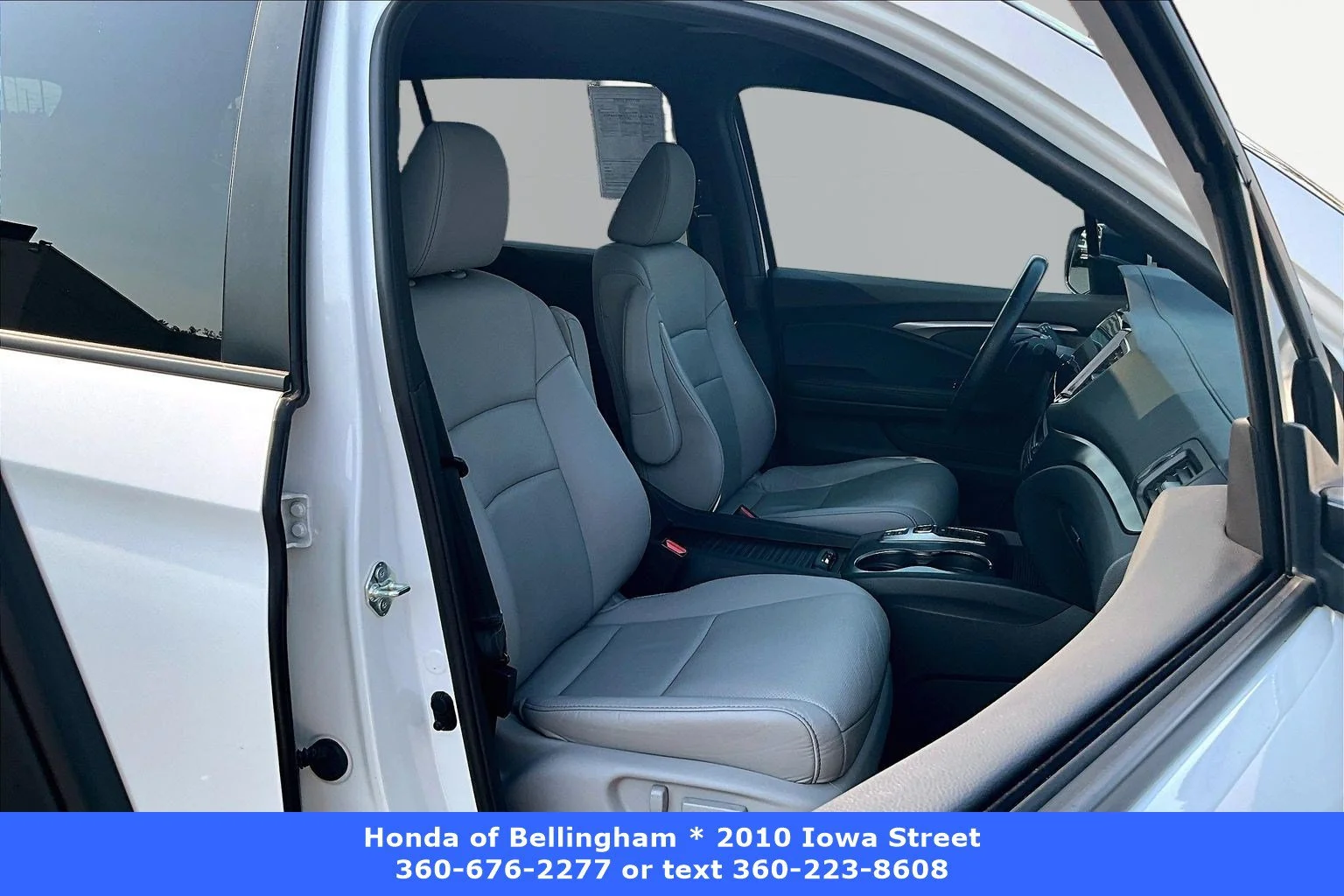 Used 2023 Platinum White Pearl Honda EX-L image 26