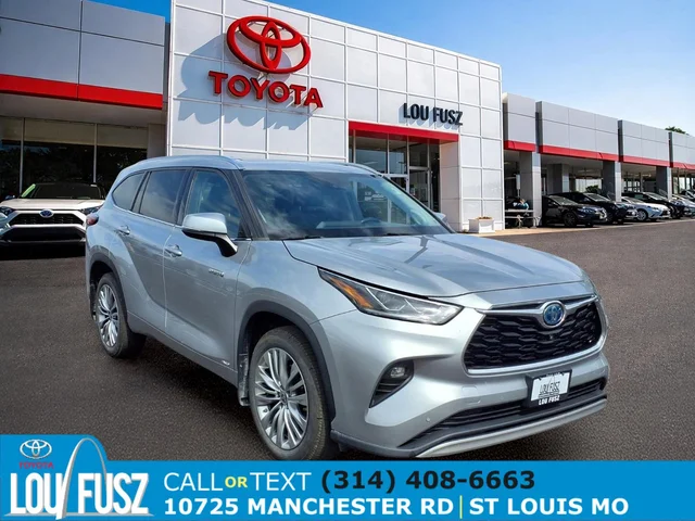 2021 Toyota Highlander Hybrid Platinum