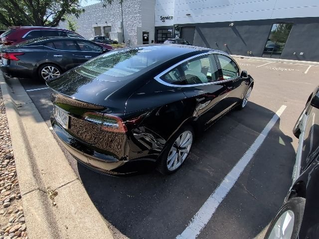 Used 2019 Black Tesla Long Range image 3