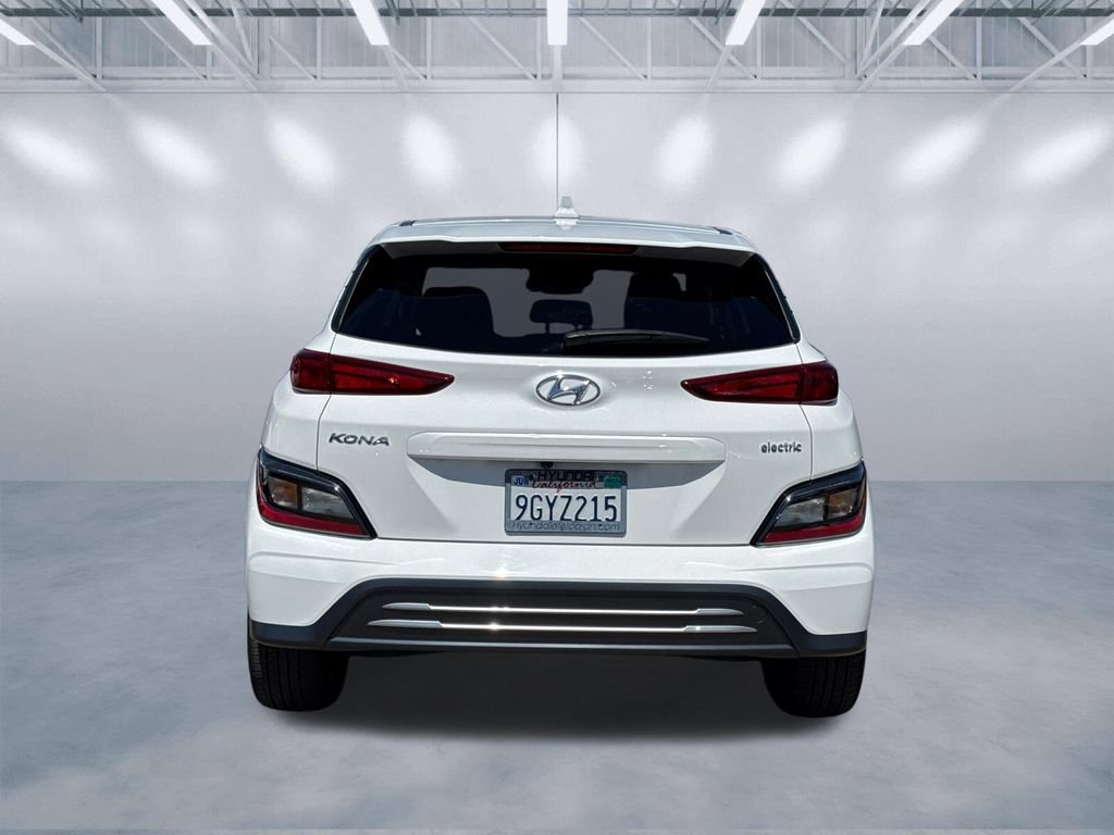 Used 2023 White Hyundai SEL image 5