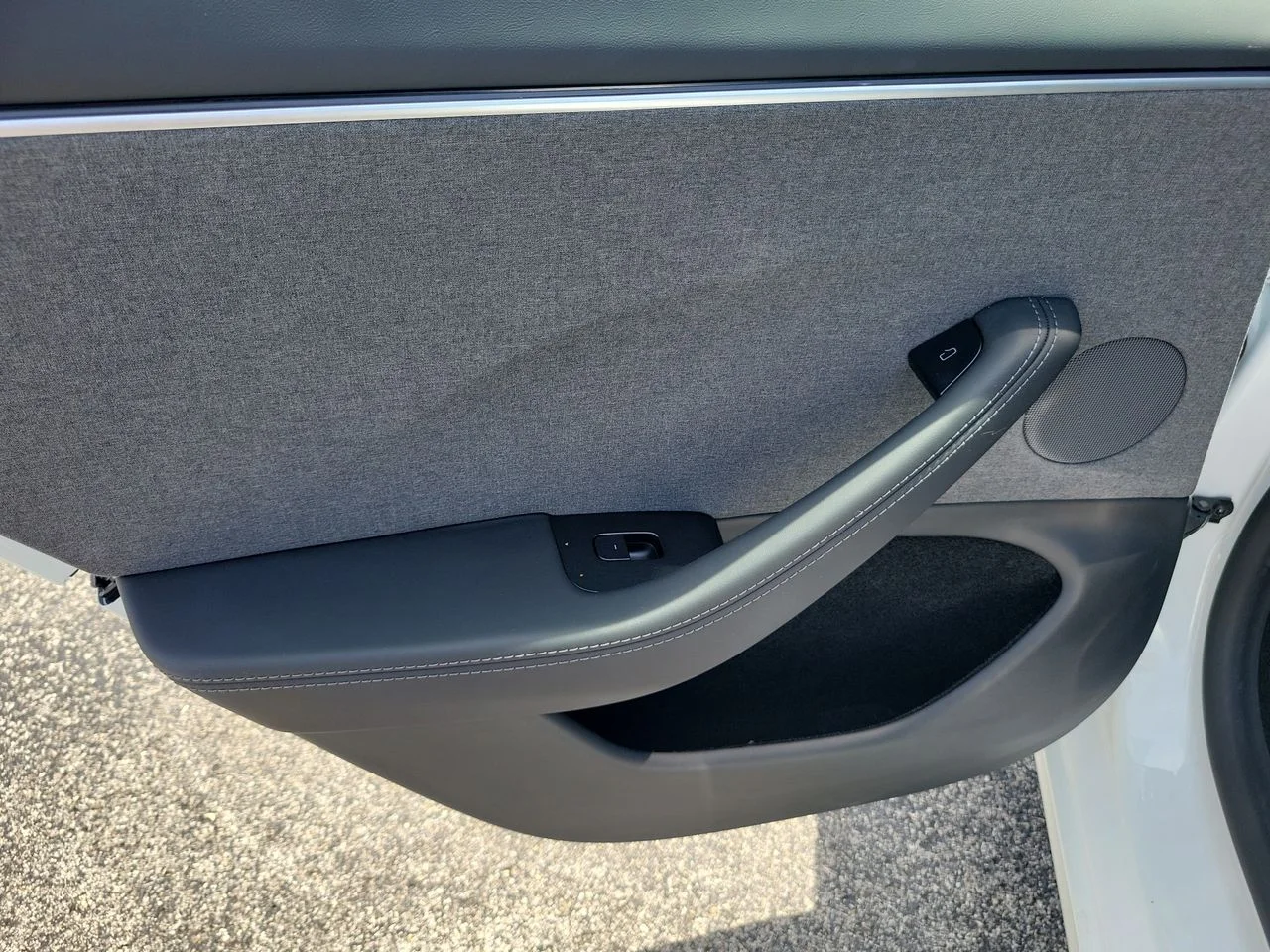 Used 2024 White Tesla Base image 10