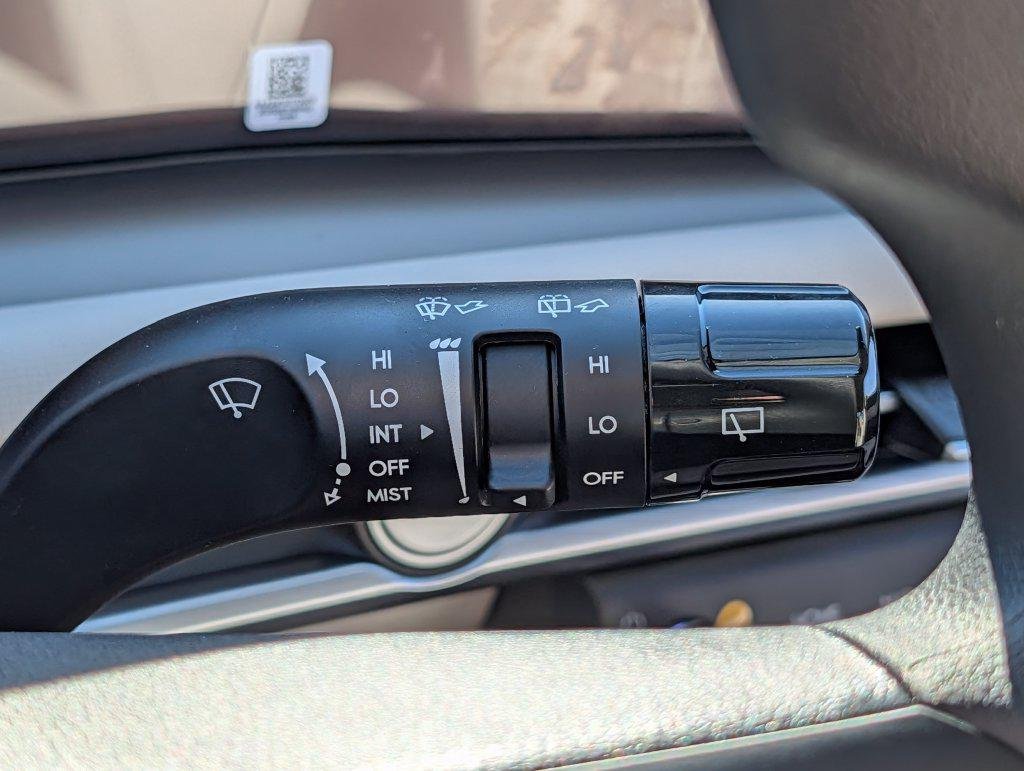 New 2026 Gray Hyundai SE FWD image 29